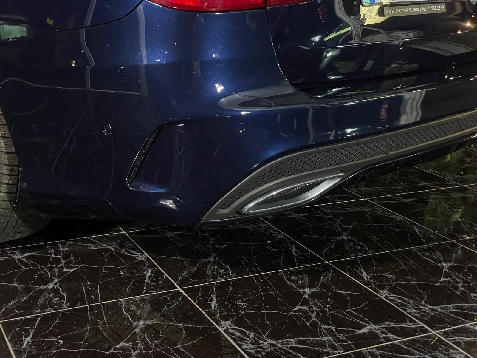 
								Mercedes-Benz C 200 BlueTEC AMG Line full									