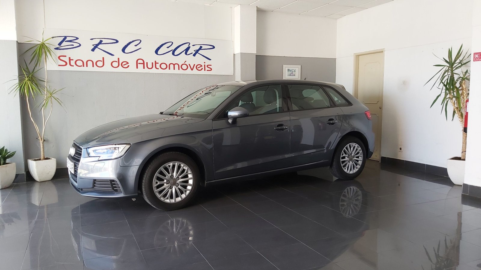 
								Audi A3 Sportback 1.6 TDI Design full									