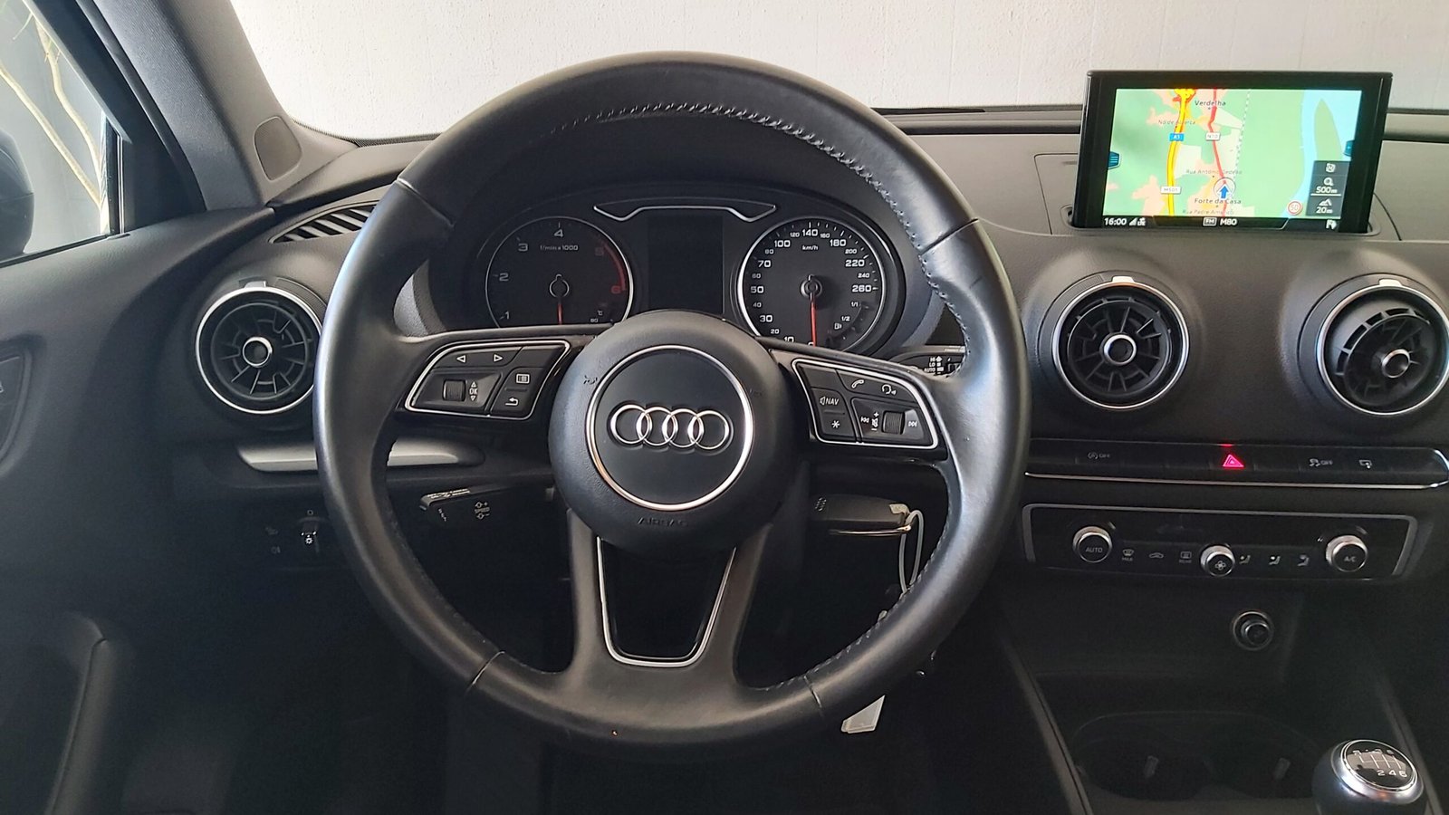 
								Audi A3 Sportback 1.6 TDI Design full									