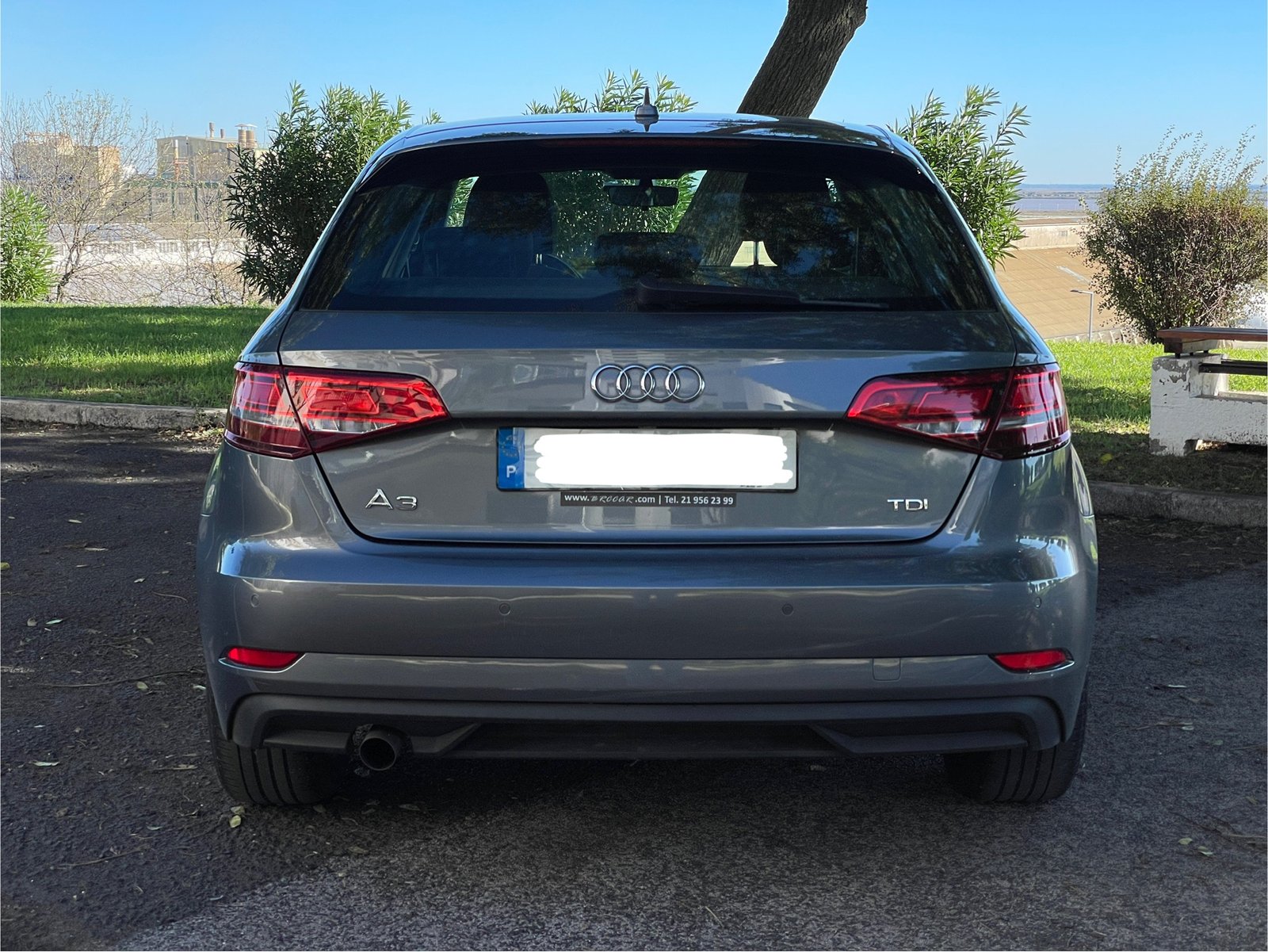 
								Audi A3 Sportback 1.6 TDI Design full									