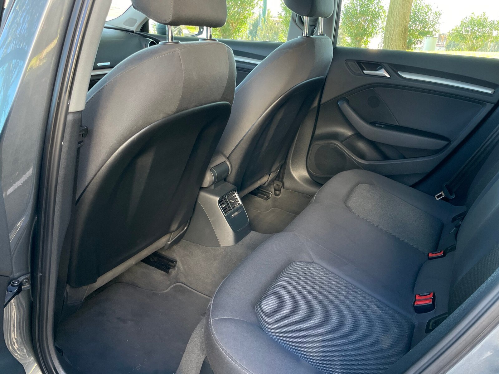 
								Audi A3 Sportback 1.6 TDI Design full									