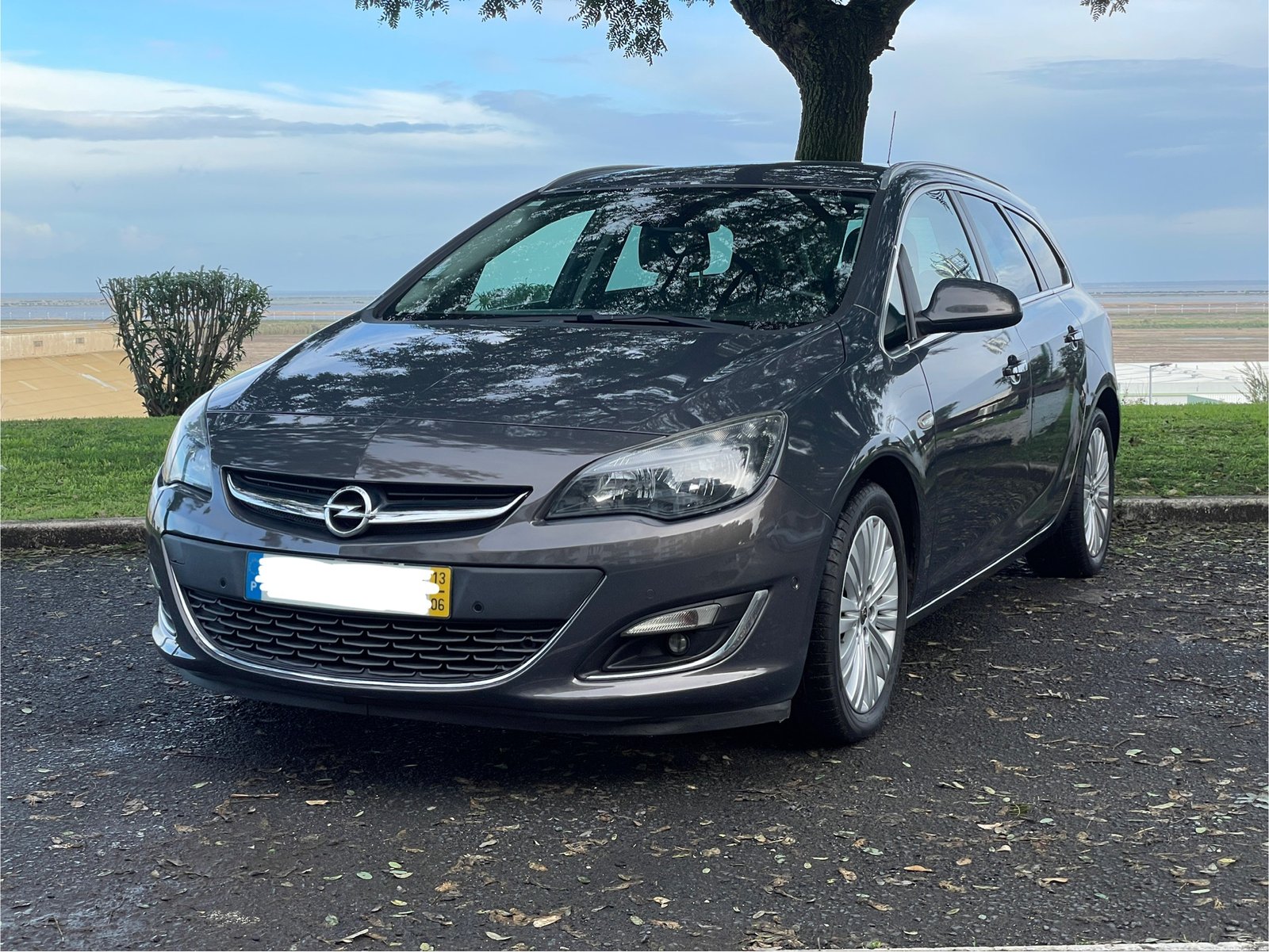 
								Opel Astra Sports Tourer 1.3 CDTI Cosmo full									