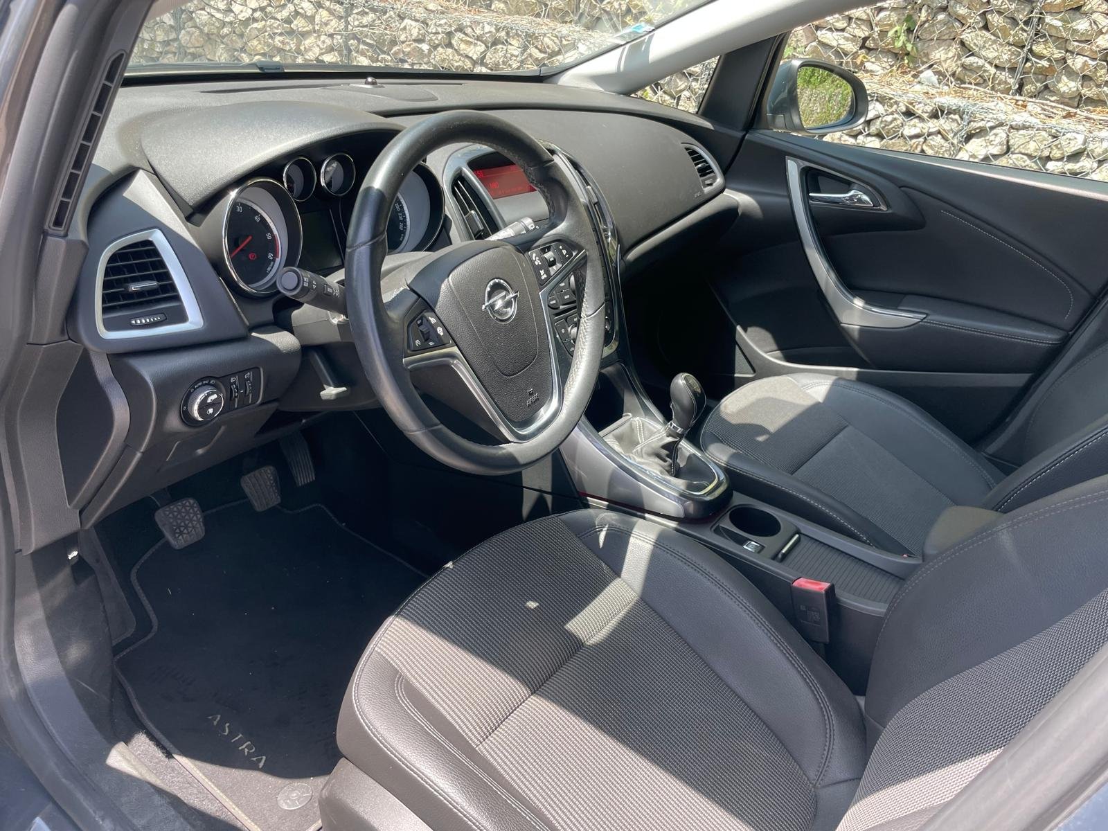 
								Opel Astra Sports Tourer 1.3 CDTI Cosmo full									