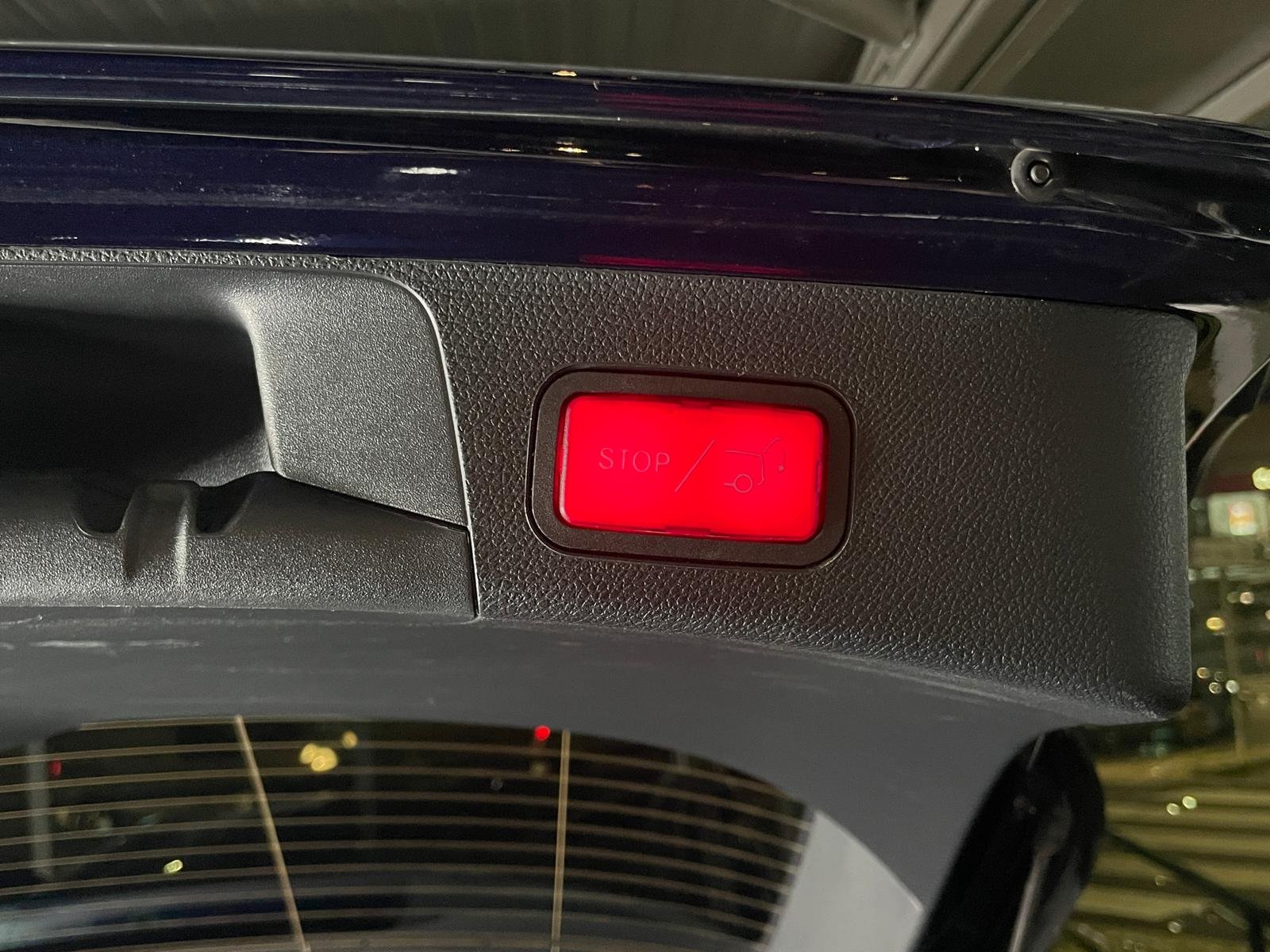 
								Mercedes-Benz C 200 BlueTEC AMG Line full									