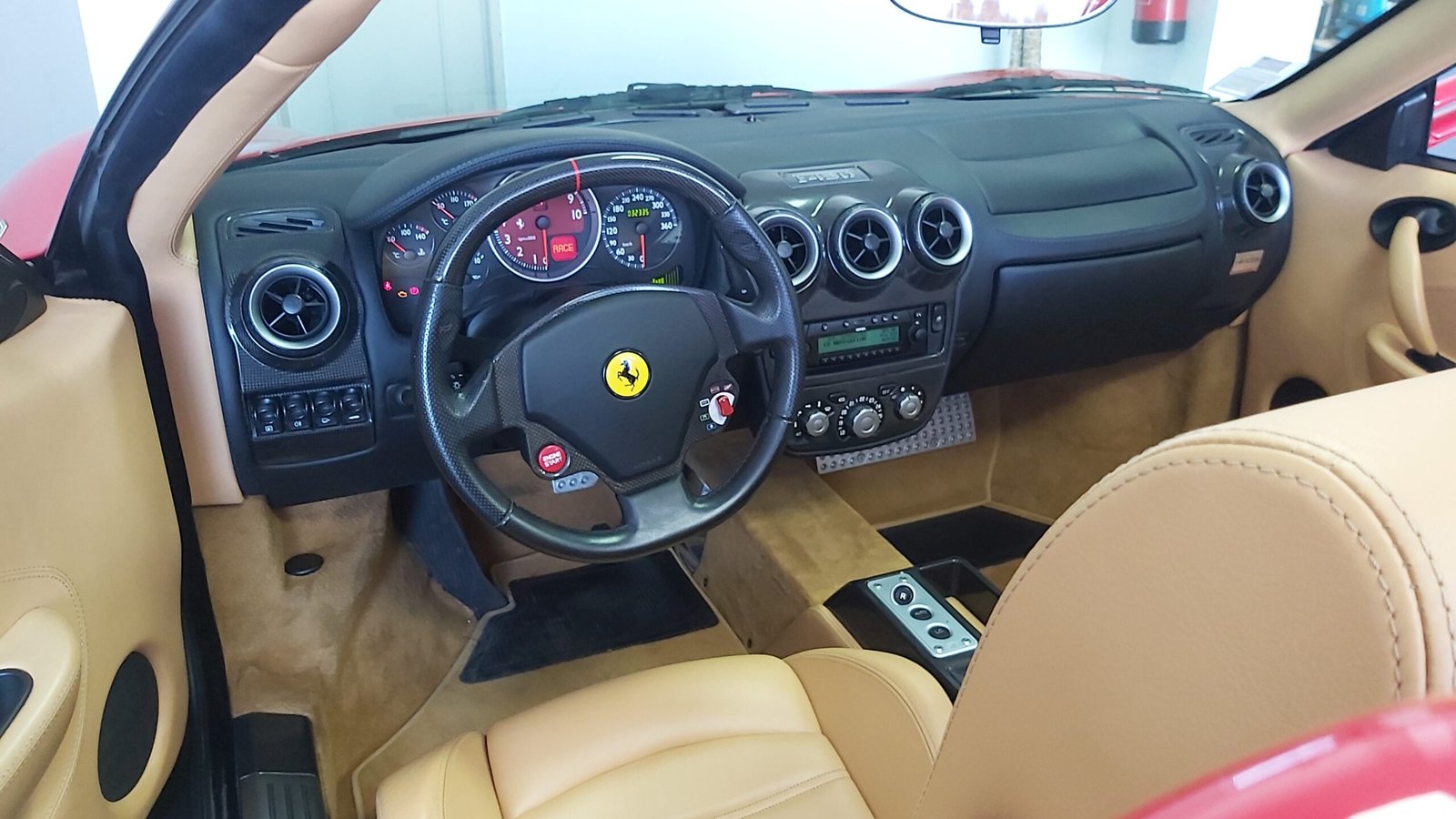 
								Ferrari F430 Spider F1 full									