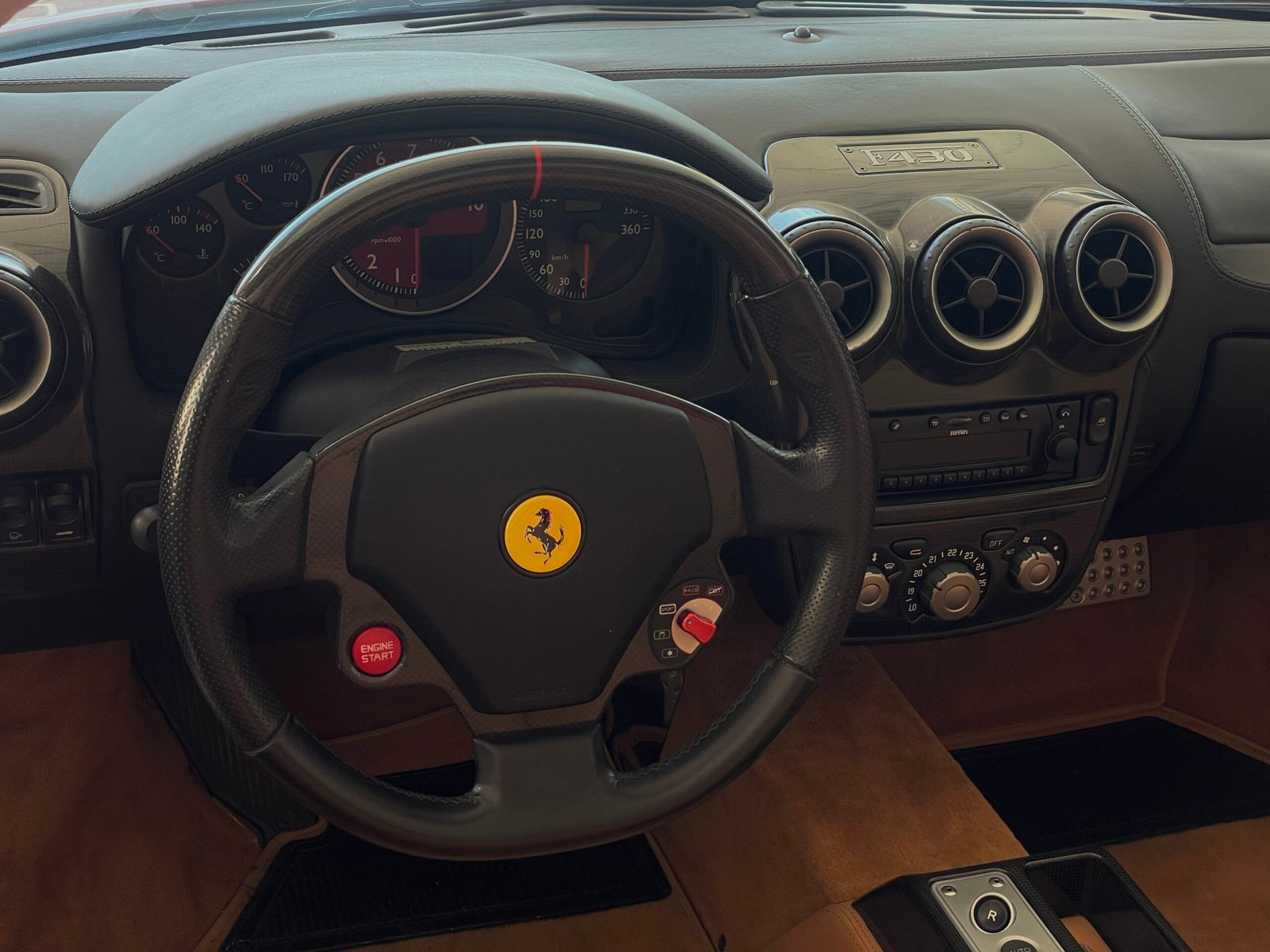 
								Ferrari F430 Spider F1 full									