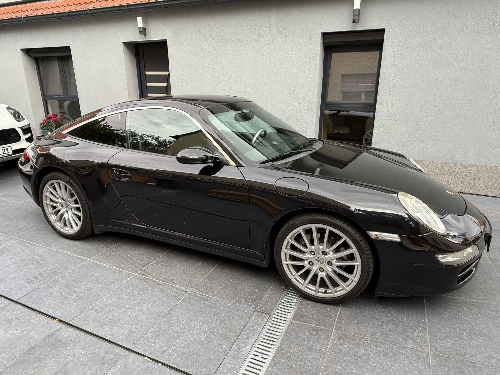 
								Porsche 911 Targa 4 (997) full									