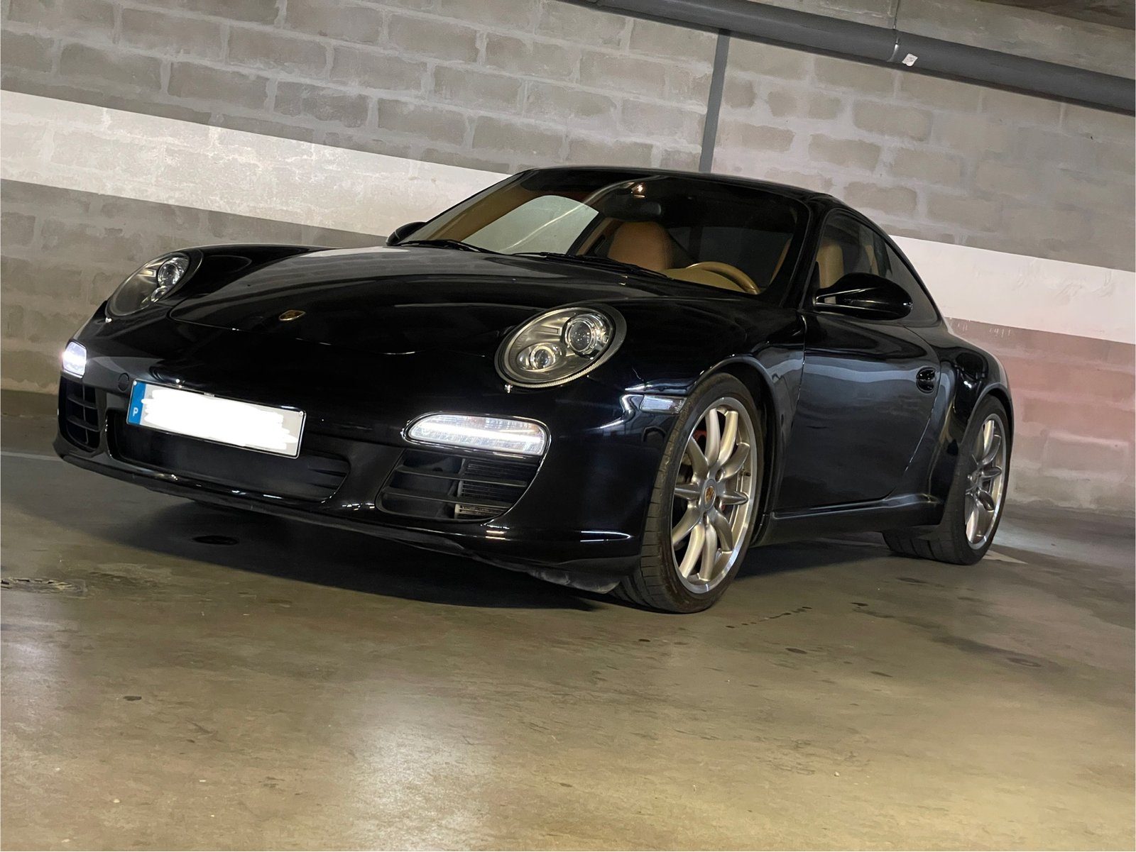 
								Porsche 911 Carrera S (997) full									