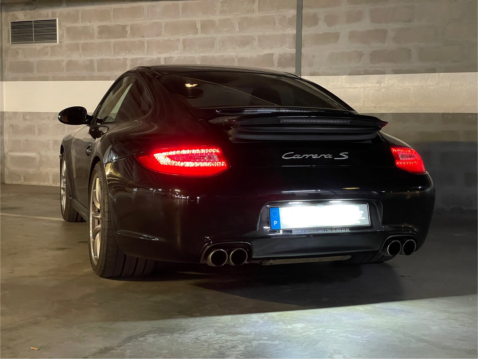 
								Porsche 911 Carrera S (997) full									