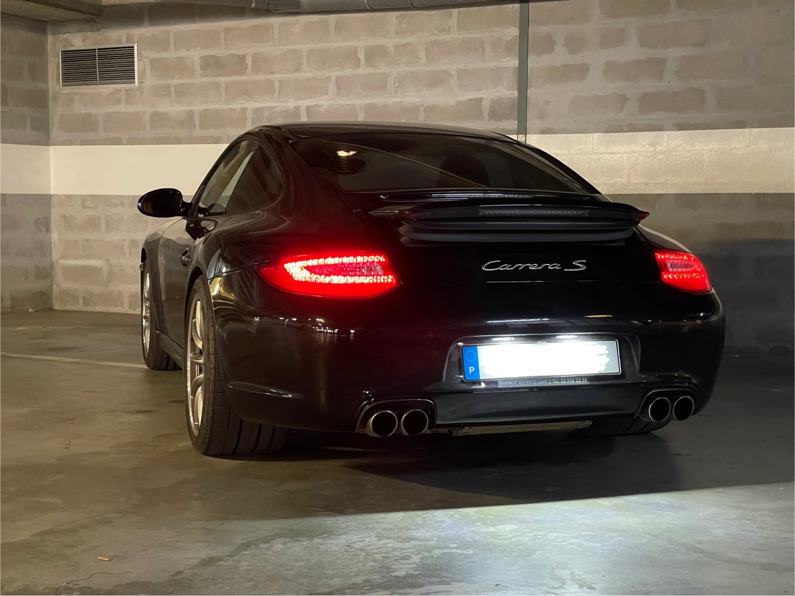 
								Porsche 911 Carrera S (997) full									