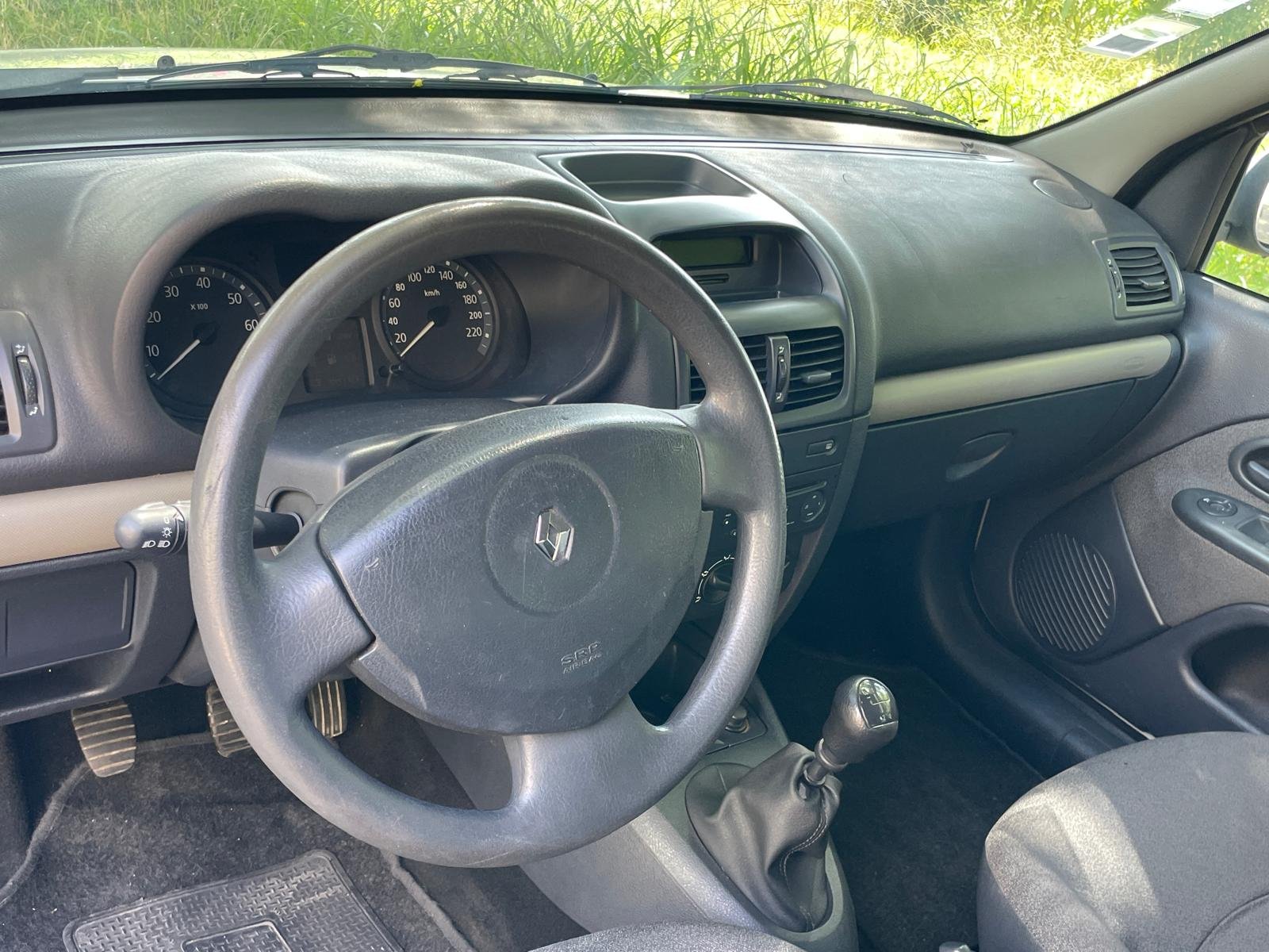 
								Renault Clio 1.2 full									