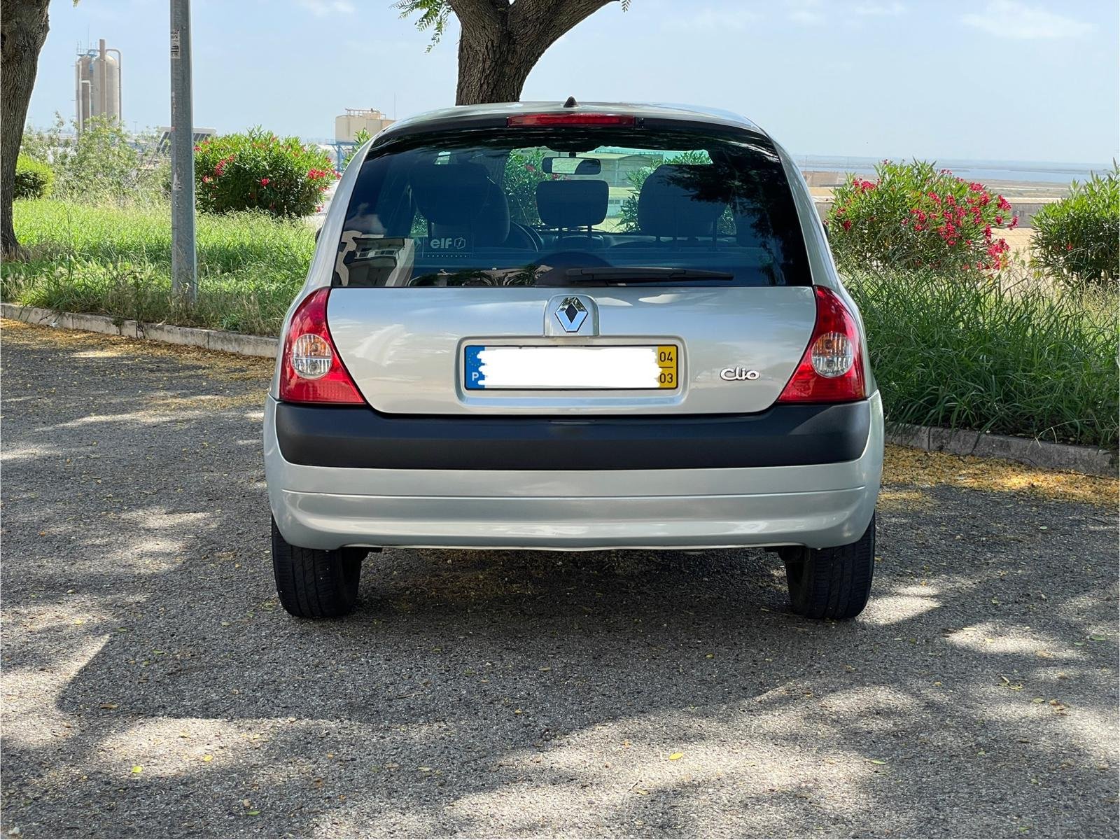 
								Renault Clio 1.2 full									