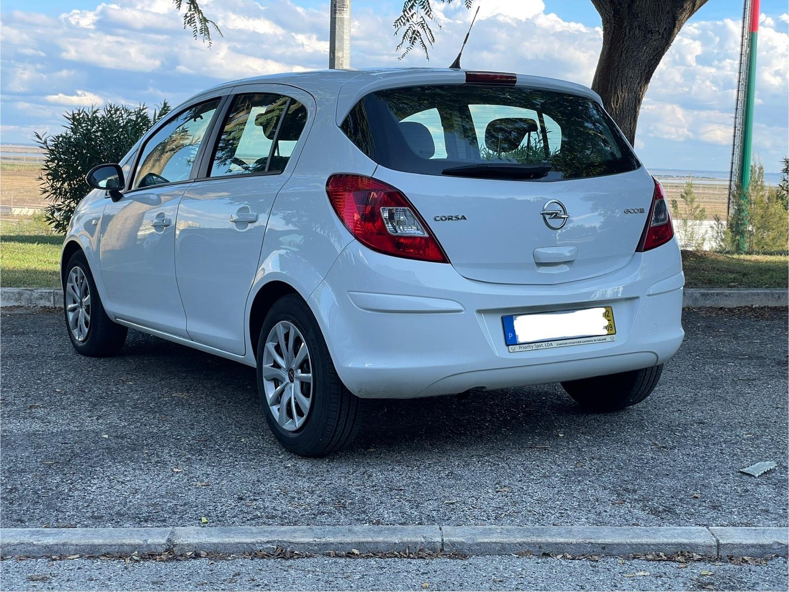 
								Opel Corsa 1.3 CDTI full									