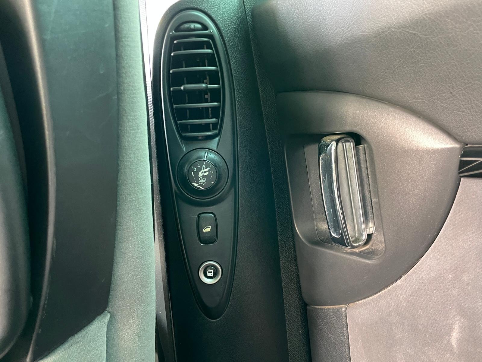 
								Citroen C8 2.0 HDI full									