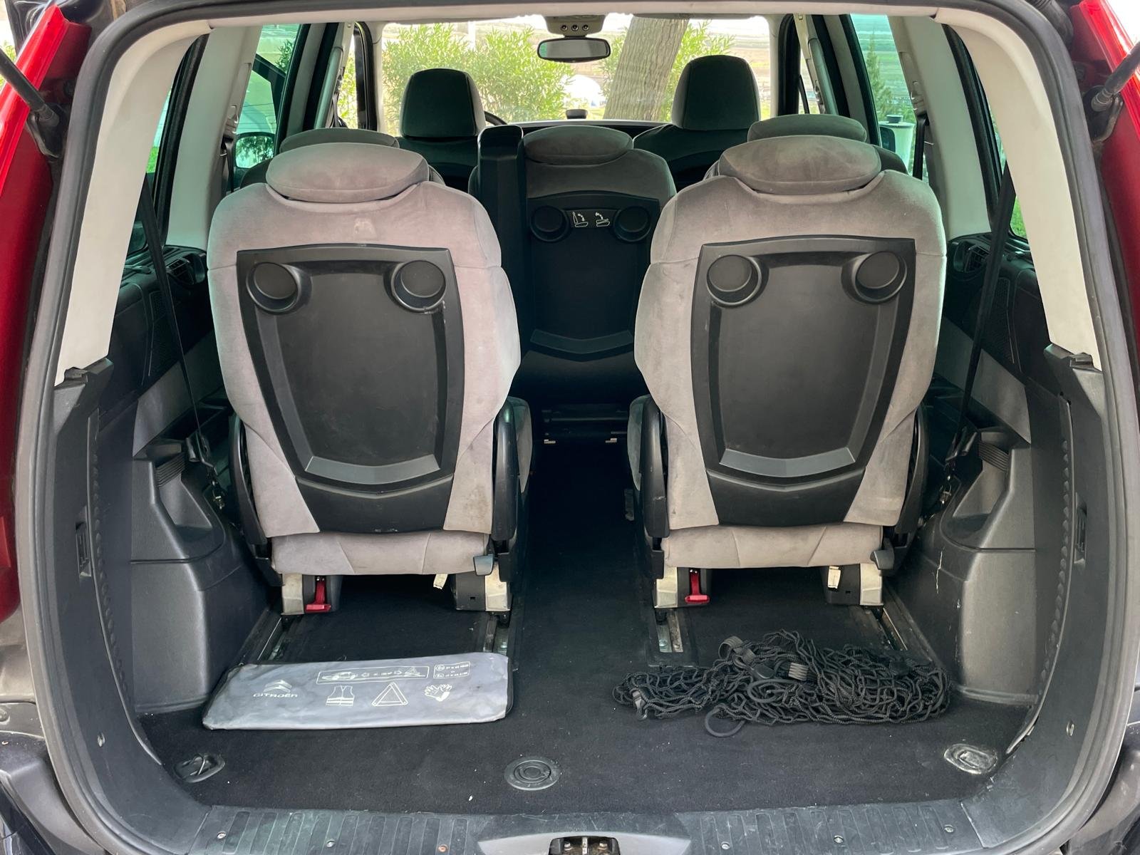 
								Citroen C8 2.0 HDI full									