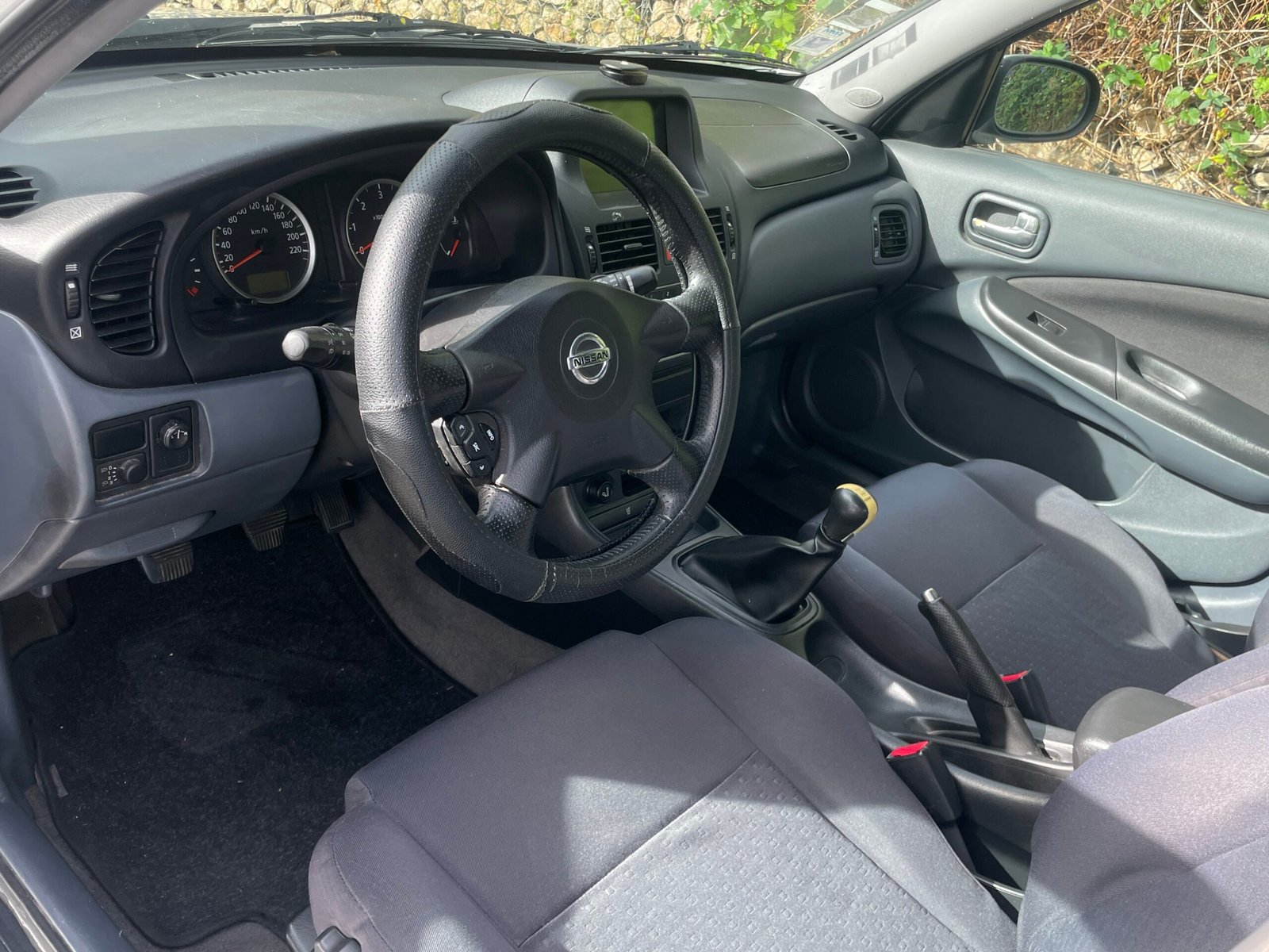 
								Nissan Almera 1.5 DCI full									