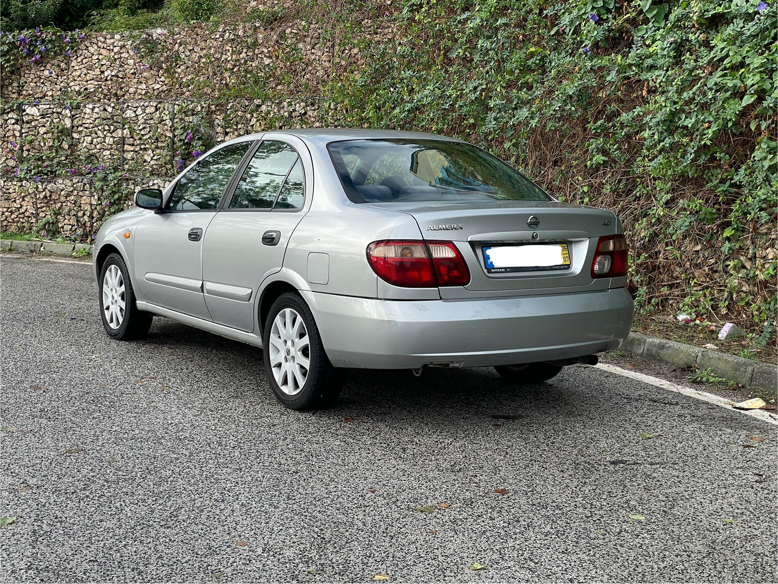 
								Nissan Almera 1.5 DCI full									