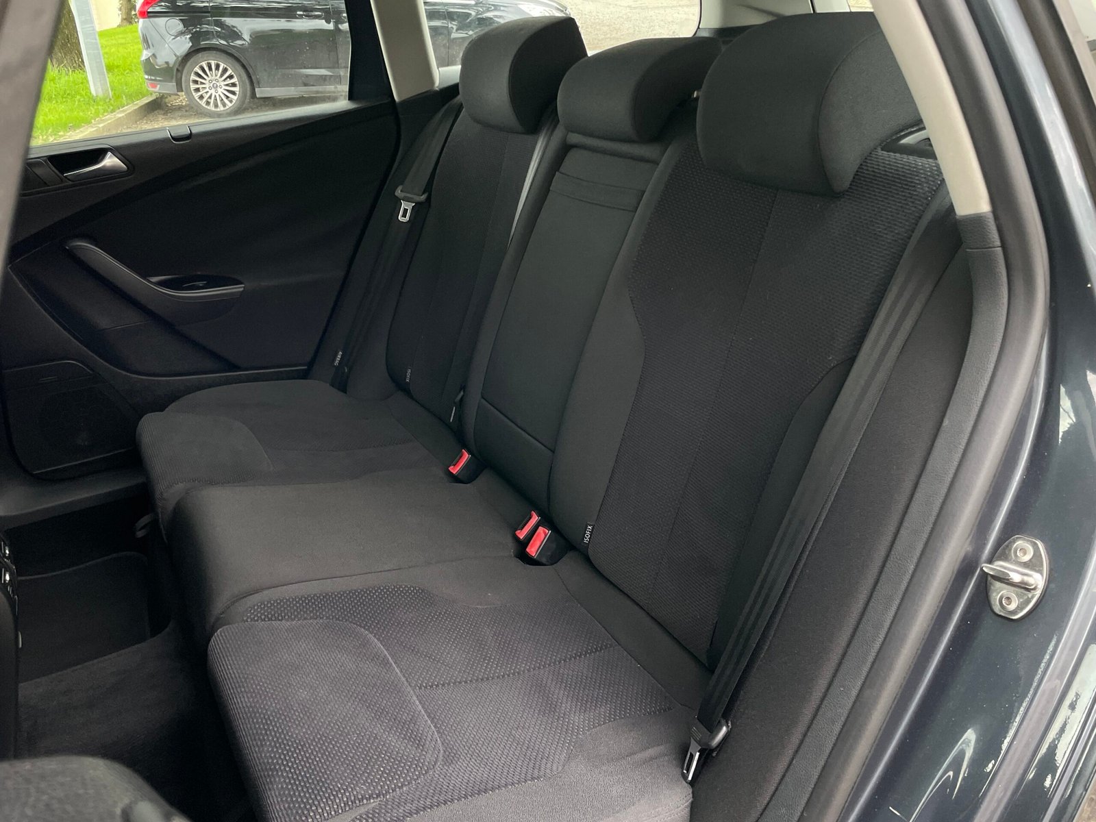 
								Volkswagen Passat 1.6 TDI full									