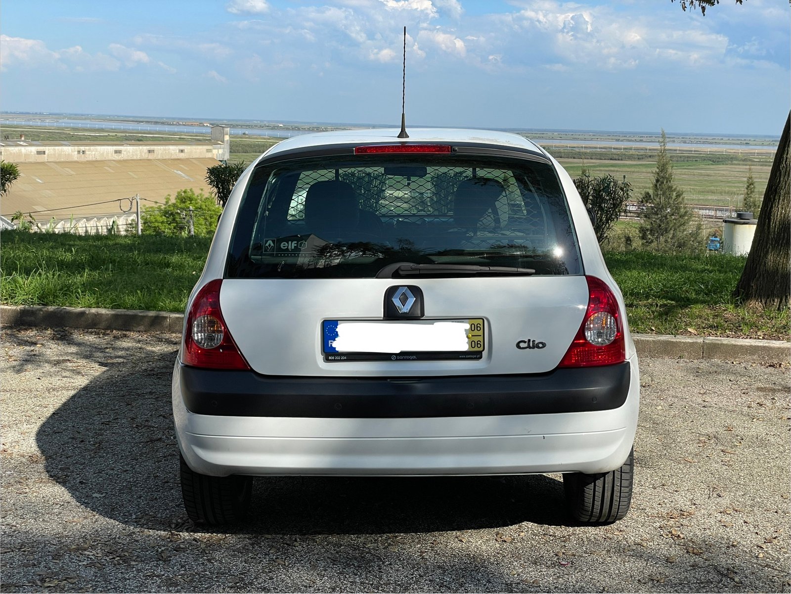 
								Renault clio 1.5 DCI full									