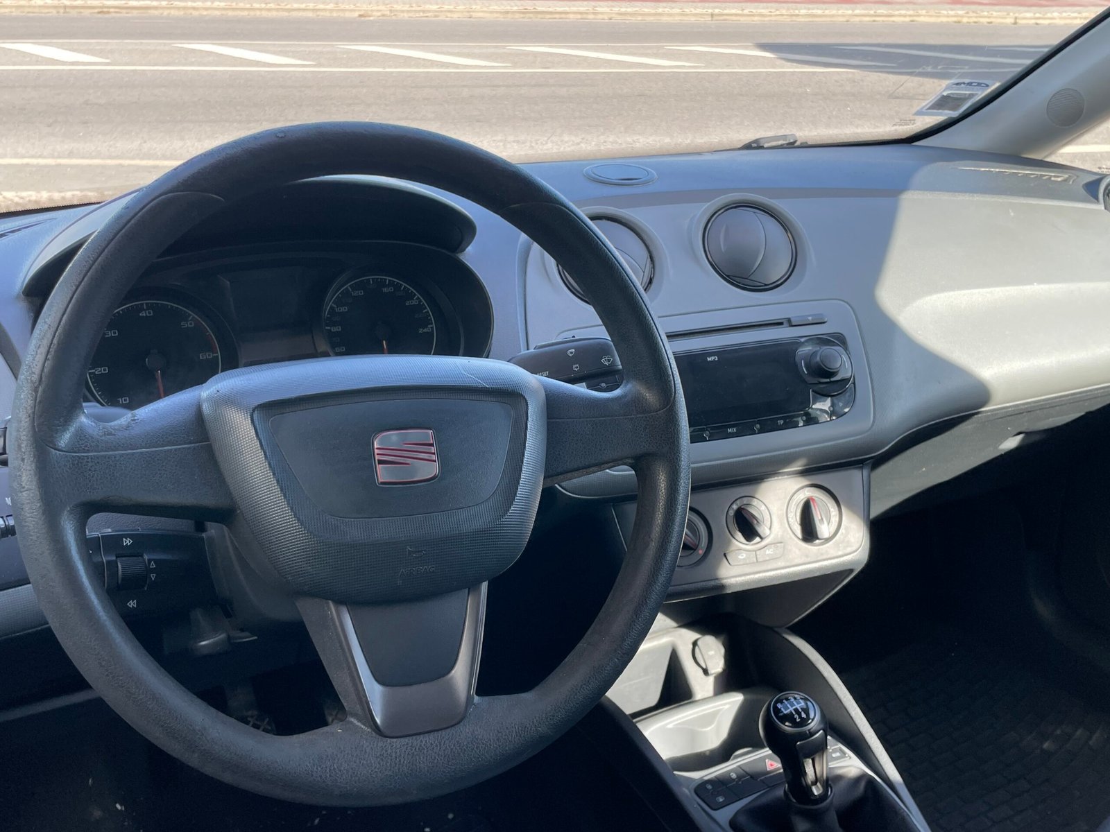 
								Seat Ibiza 1.2 TDI full									