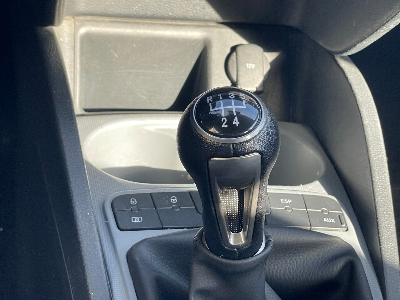 
								Seat Ibiza 1.2 TDI full									