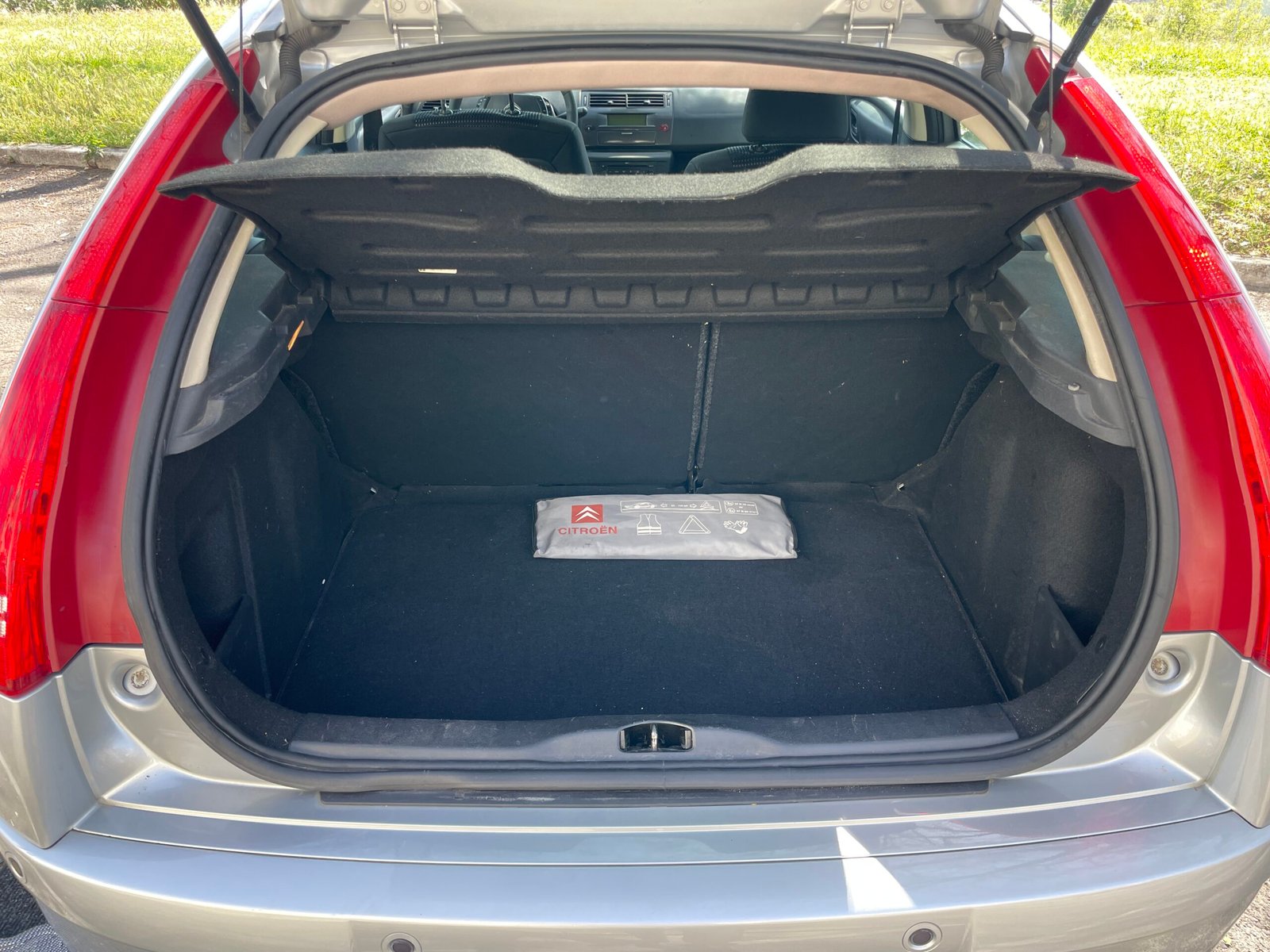
								Citroën C4 1.6 HDI full									