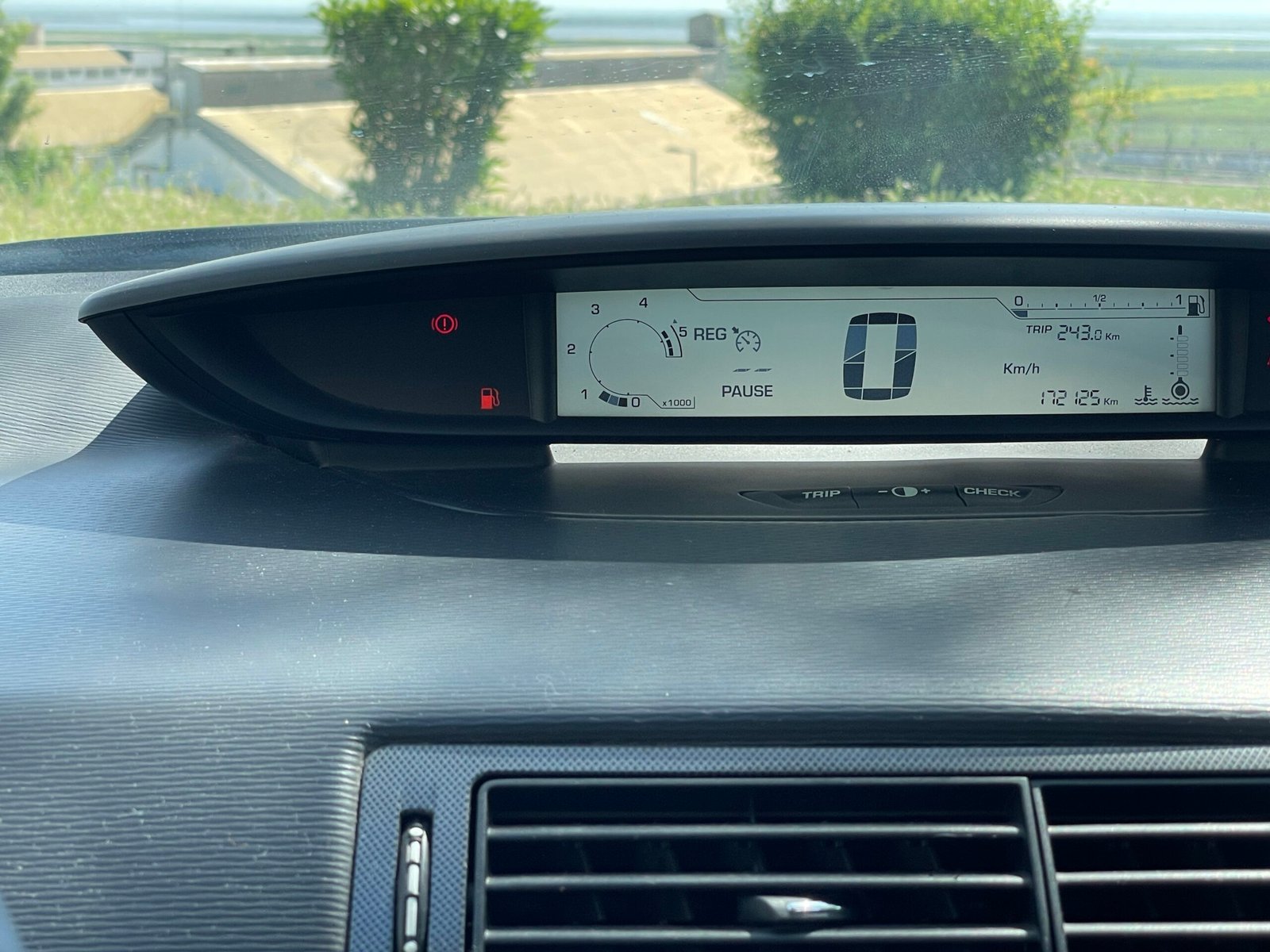 
								Citroën C4 1.6 HDI full									