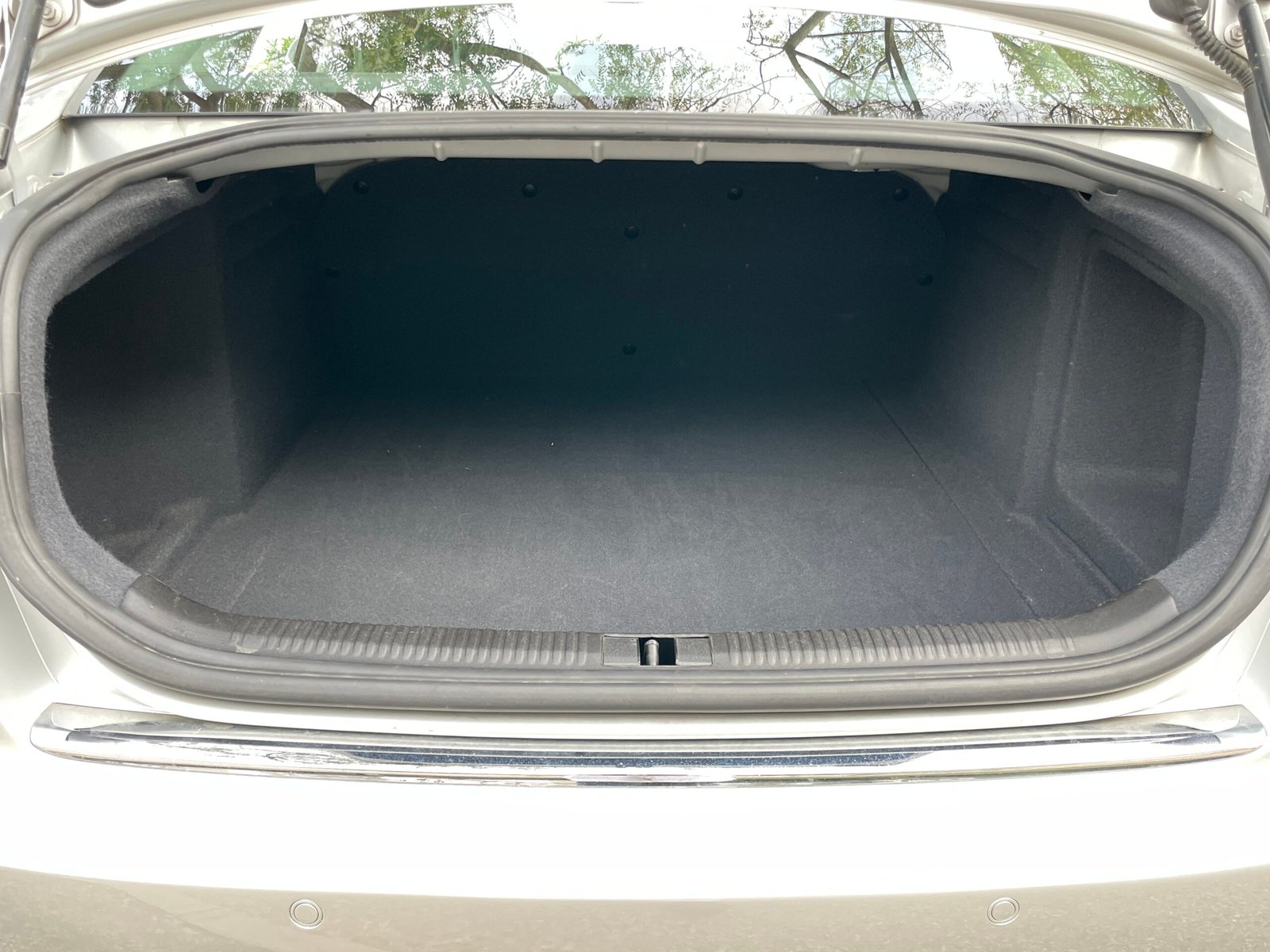 
								Audi A6 2.0 TDI full									