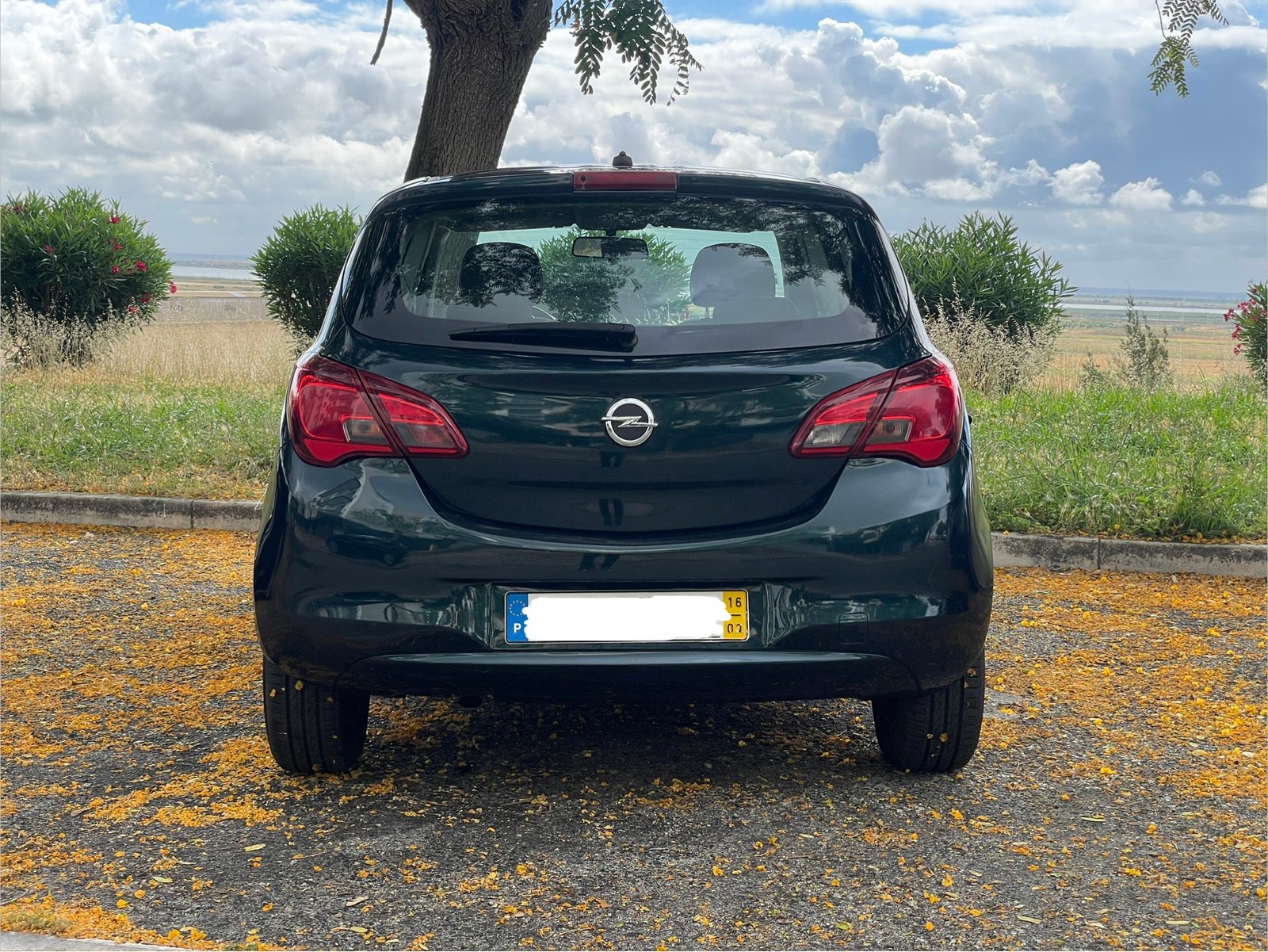 
								Opel Corsa full									