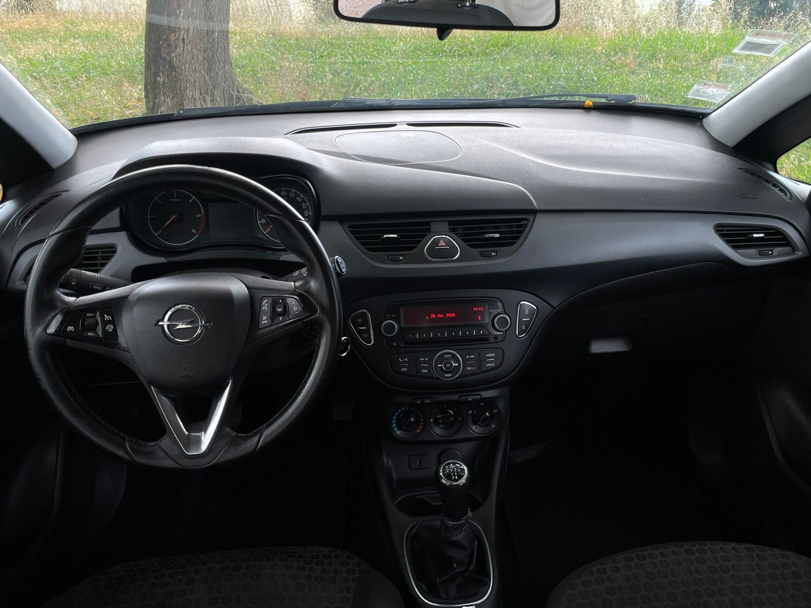 
								Opel Corsa full									