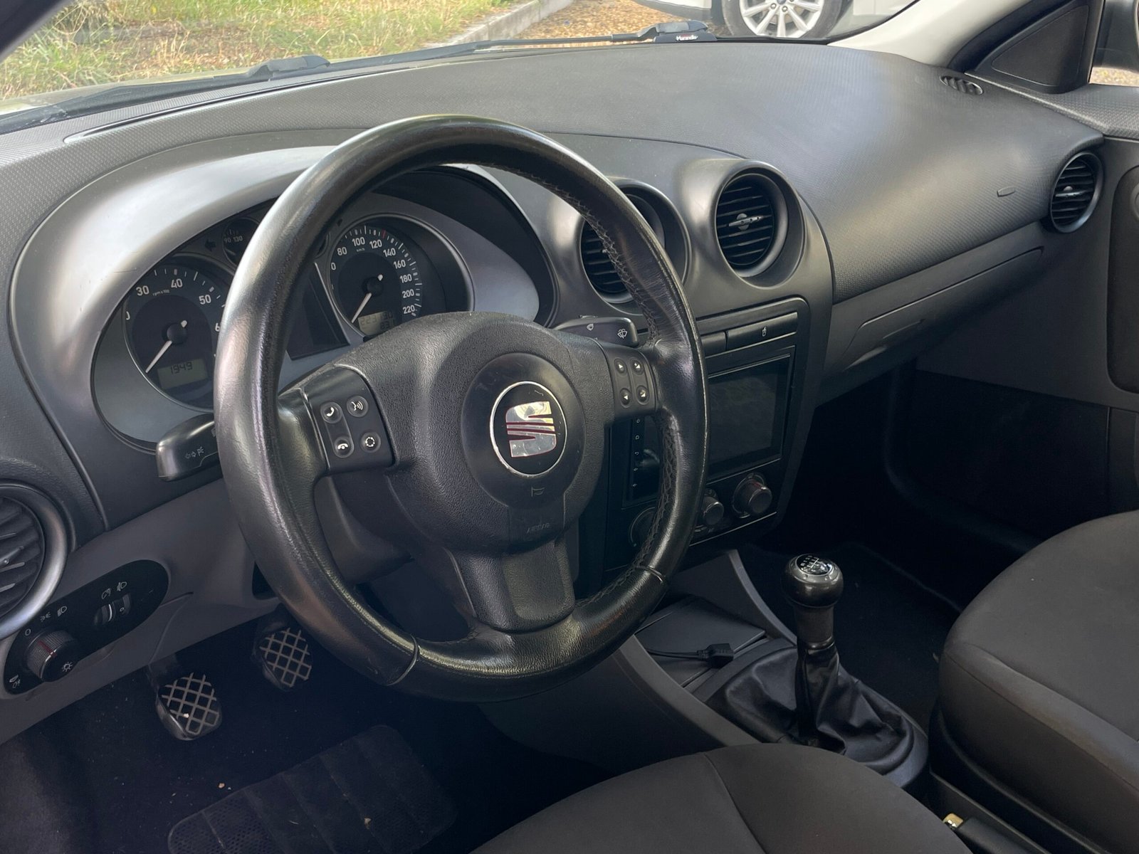 
								Seat Ibiza 1.2 full									