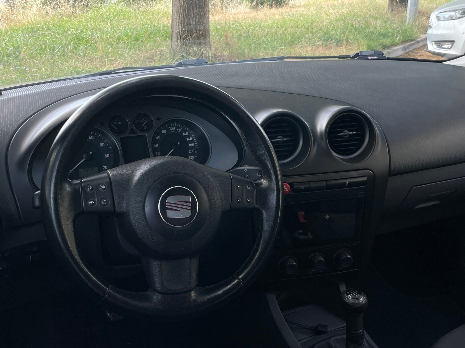 
								Seat Ibiza 1.2 full									