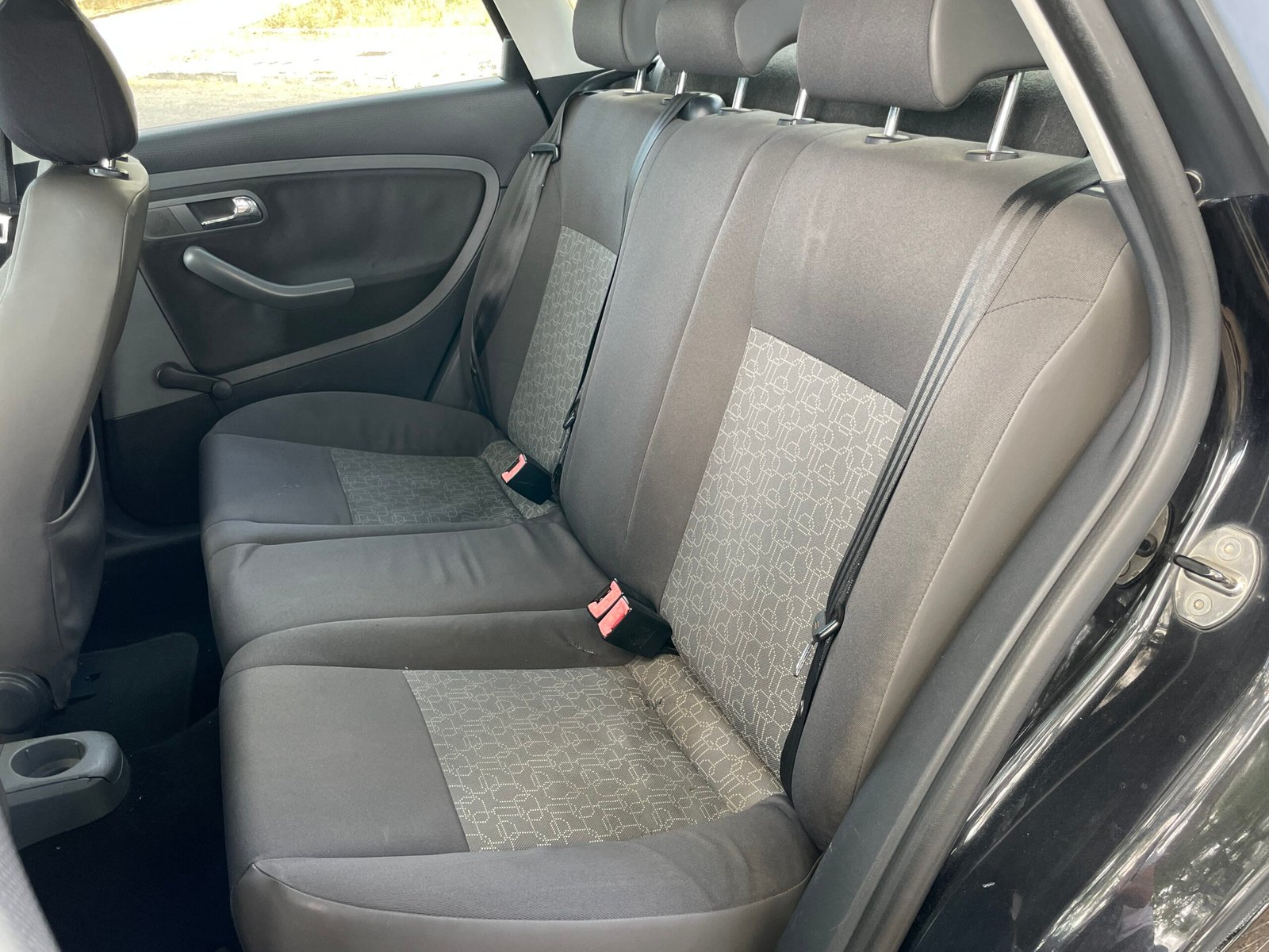 
								Seat Ibiza 1.2 full									