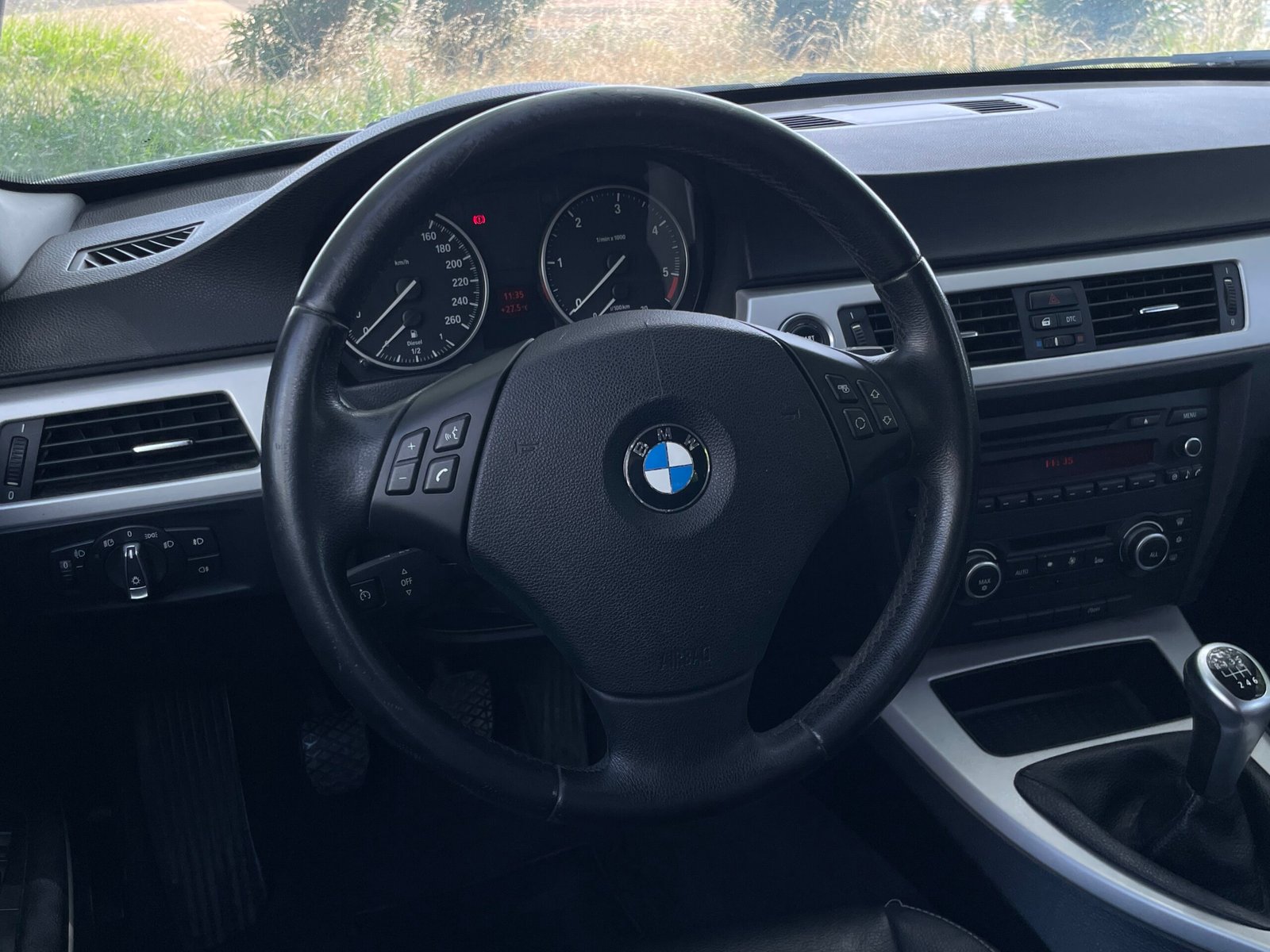 
								BMW 320d TOURING full									